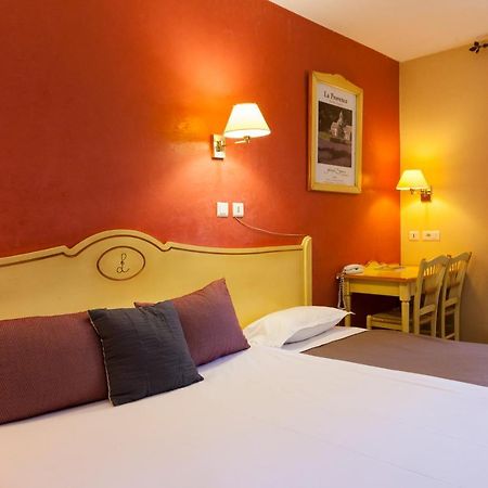 L'etape- Bouc Bel Air - Gardanne- plan de campagne Hotel Buitenkant foto