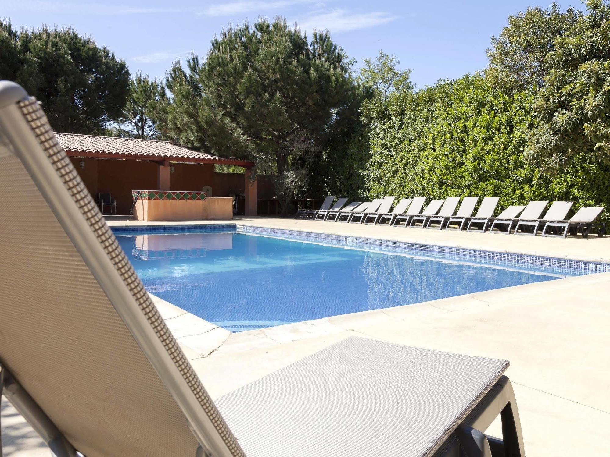 L'etape- Bouc Bel Air - Gardanne- plan de campagne Hotel Buitenkant foto